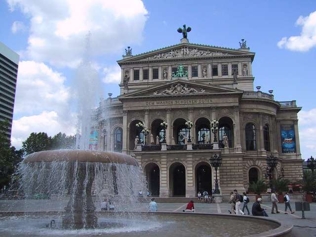 Старая опера во Франкфурте