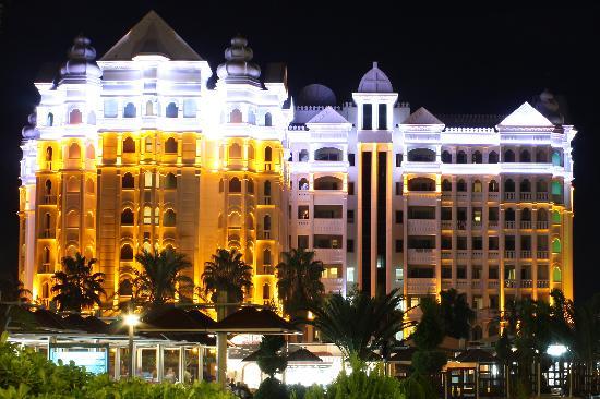 Отель Hotel Selin Resort & SPA 5*