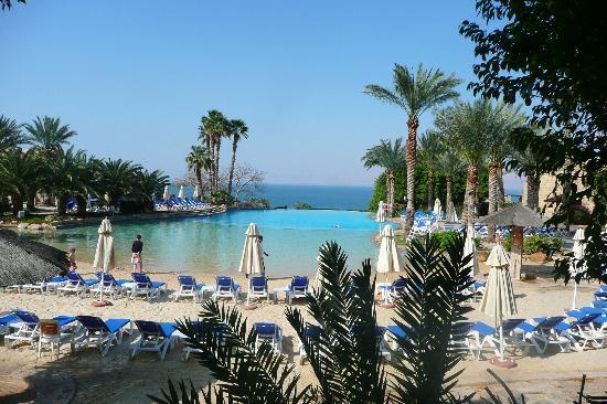 Отель Moevenpick Resort & Spa Dead Sea 5*