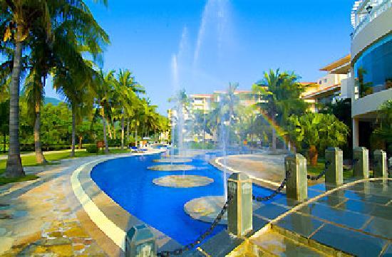 Отель Resort Golden Palm 5*