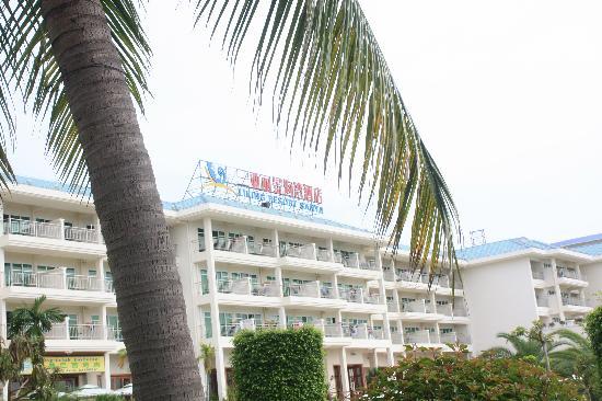 Отель Liking Resort Sanya 4*