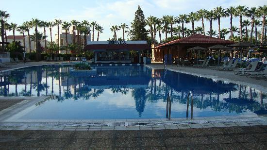 Отель Cavo Maris Beach 3*