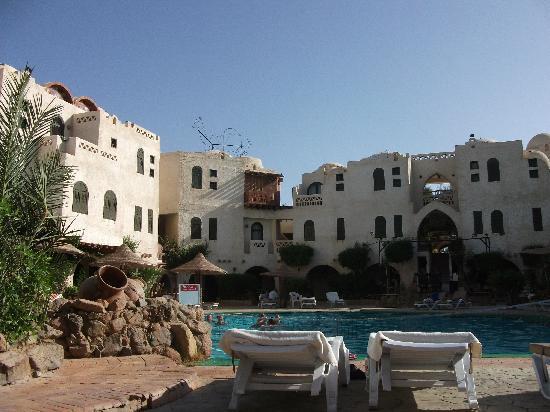 Отель Amr Sinai 3*