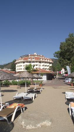 Отель Fortuna Beach 4*