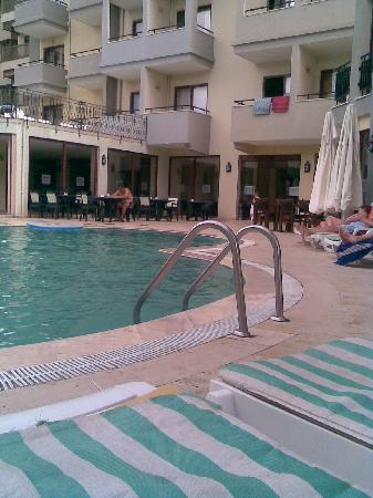 Отель Hera Beach 3*