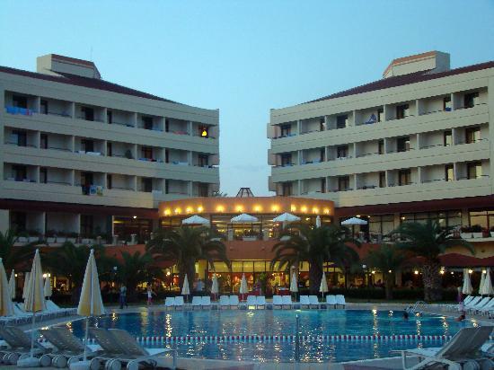 Отель Miramare Beach 4*
