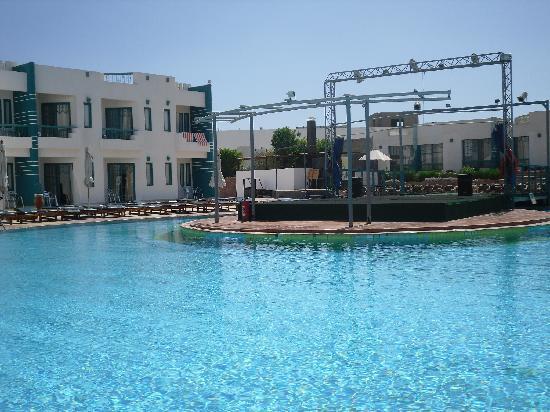 Отель Sharm Holiday 4*