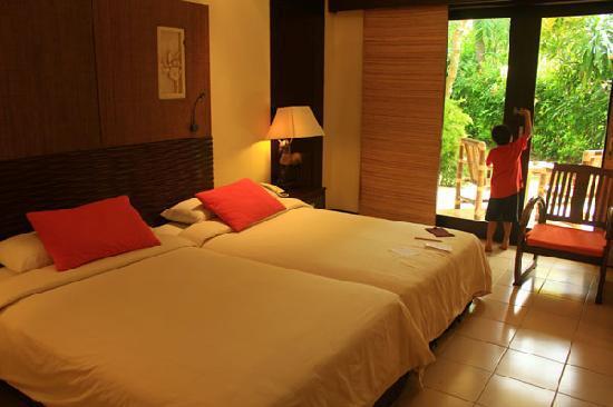 Отель Mercure Resort Sanur 4*