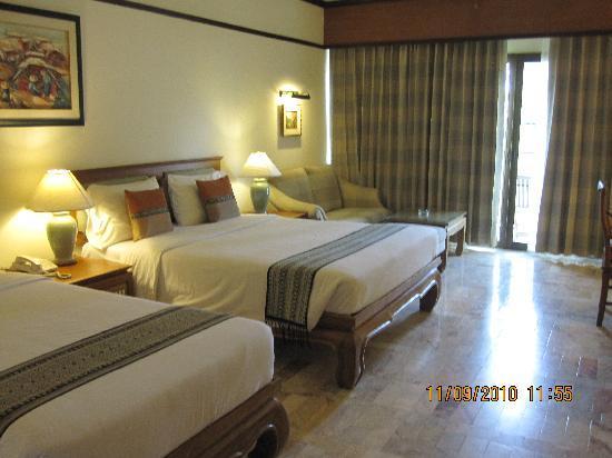 Отель Thara Patong 3*