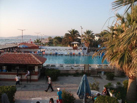Отель Egeria Beach Club 5*