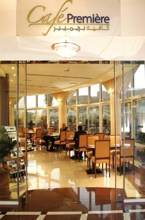 Отель Sharjah Premiere Hotel & Resort 4*