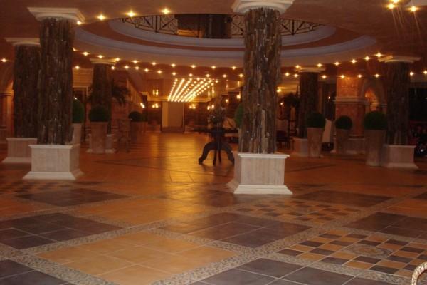 Отель Andalusia 4*