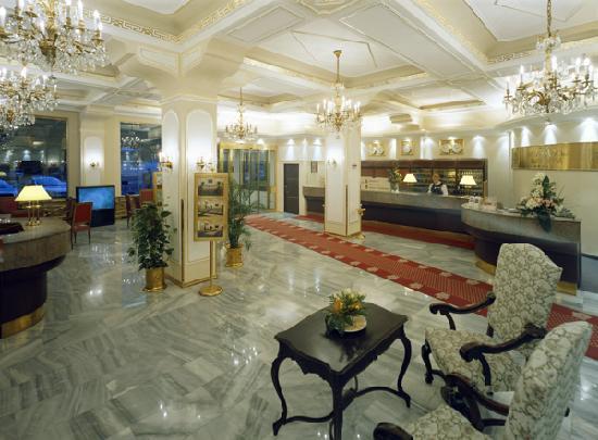 Отель Ambassador Zlata Husa 5*