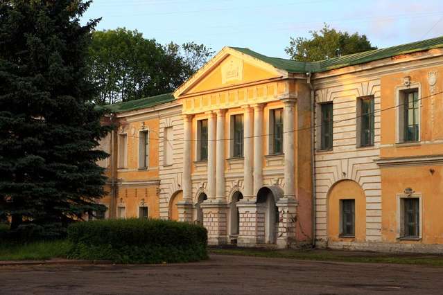 Путевой дворец в Твери