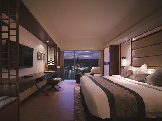 Отель Shangri-La's Mactan Island Resort 5*