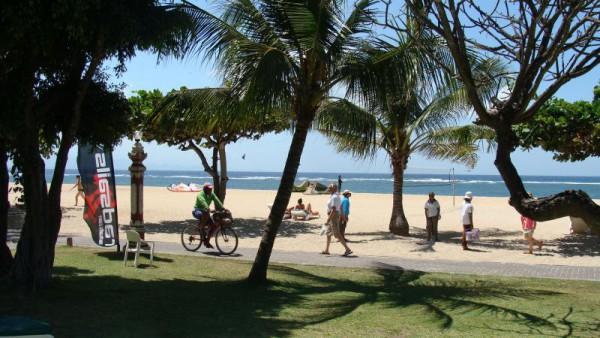 Отель Inna Grand Bali Beach 4*