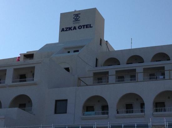 Отель Azka 4*
