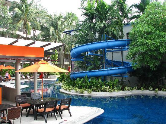 Отель Doubletree Resort By Hilton Phuket Surin Beach 4*