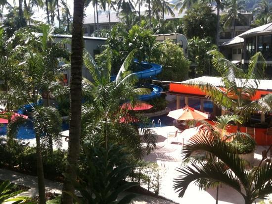 Отель Doubletree Resort By Hilton Phuket Surin Beach 4*