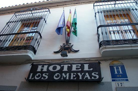 Отель Los Omeyas 2*