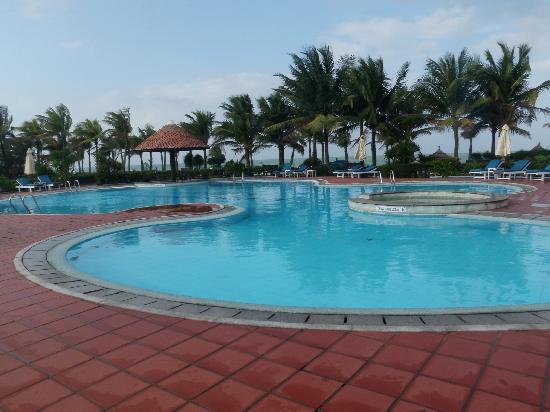 Отель Agribank Hoi An Beach Resort 4*