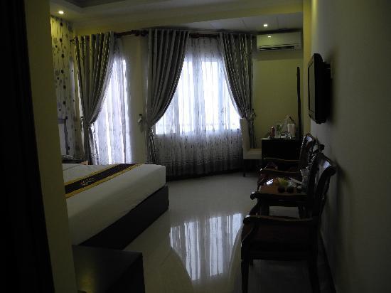 Отель Luxury Nha Trang 4*