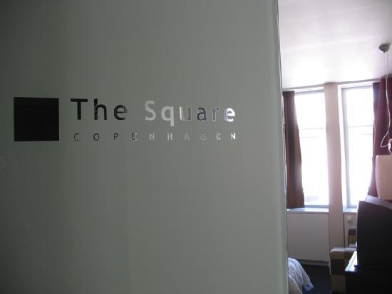 Отель The Square 3*