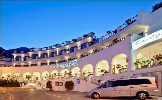 Отель Punta Campanella Resort & Spa 4*