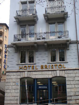 Отель Bristol Zurich 3*