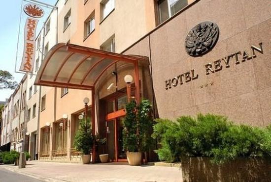 Отель Reytan 3*