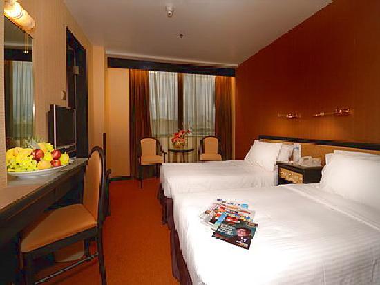Отель Ramada Hotel Kowloon 3*