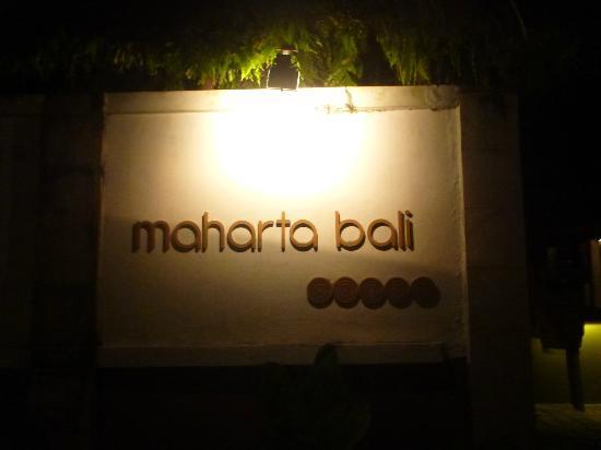 Отель Maharta Beach 3*