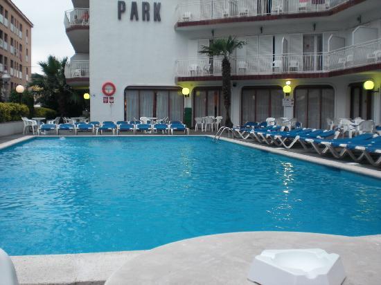 Отель Hotel Garbi Park 3*