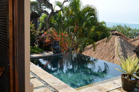 Отель Four Seasons Resort Bali at Jimbaran Bay 5*