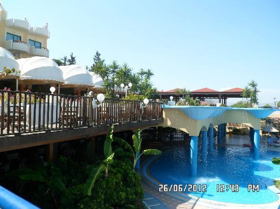 Отель Atrium Palace Resort Thalasso Spa Villas 5*