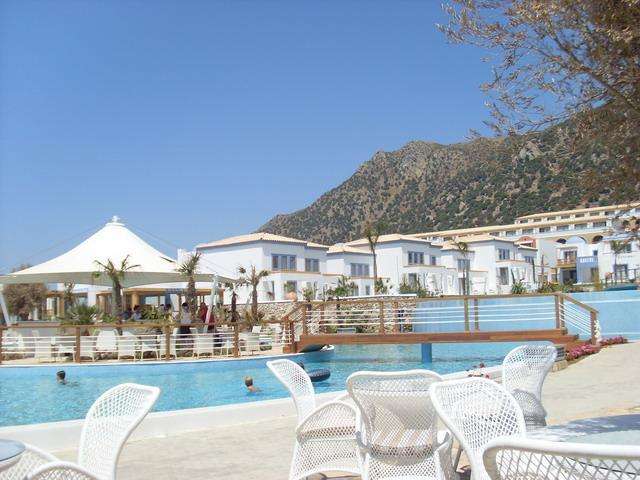 Отель Mitsis Blue Domes Exclusive Resort & Spa 5*