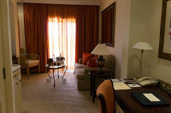 Отель InterContinental Aphrodite Hills Resort Hotel 5*