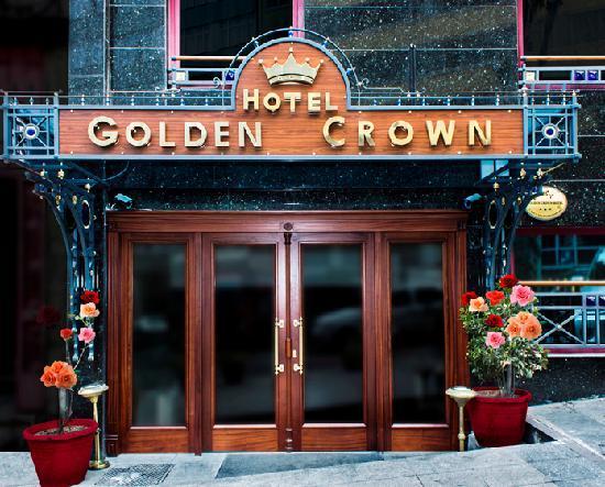 Отель Golden Crown 3*