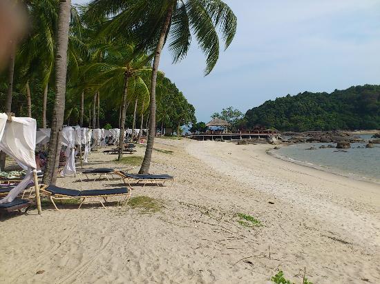 Отель Mutiara Burau Bay Beach Resort Langkawi 3*