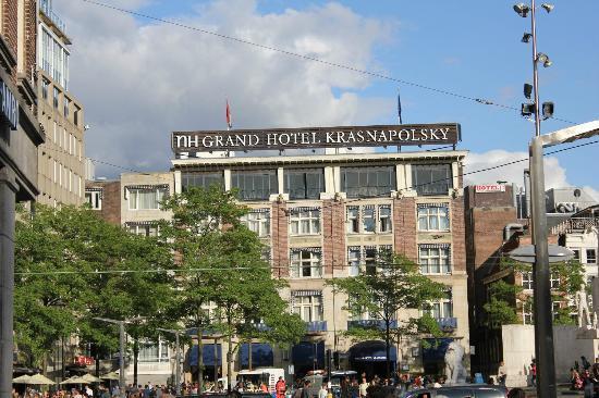 Отель NH Grand Hotel Krasnapolsky 5*