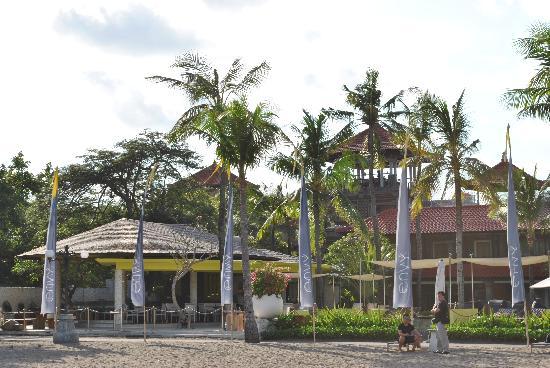 Отель Holiday Inn Resort Baruna Bali 4*