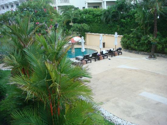Отель Karon Sea Sands Resort 4*