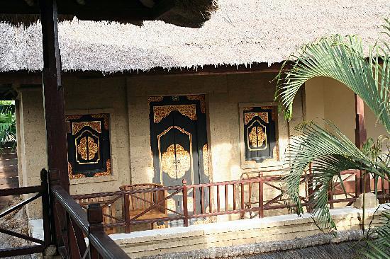 Отель Bali Agung Village 3*