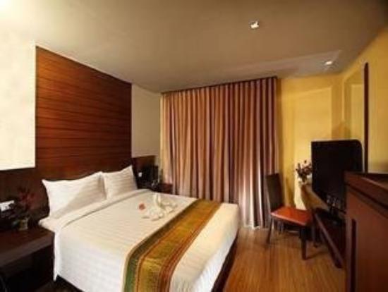 Отель PGS Hotels Kris Hotel & Spa 3*