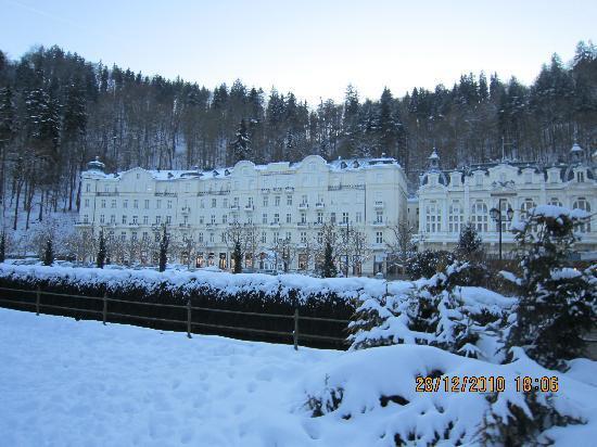 Отель Schlosspark 4*