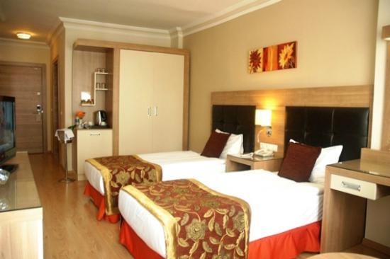 Отель Laguna Resort Beach 3*