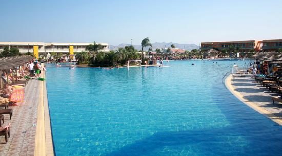 Отель Blue Lagoon Resort 5*