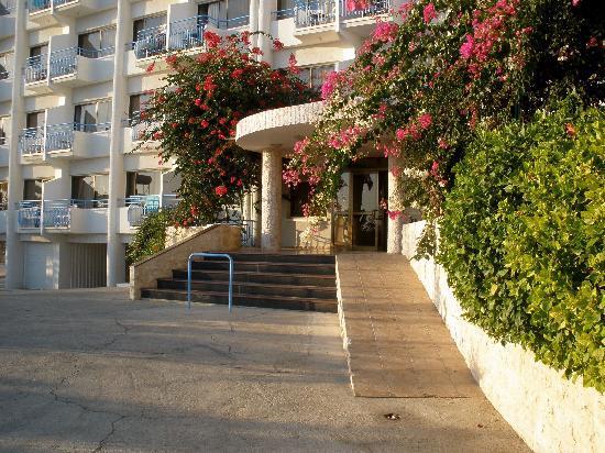 Отель Corfu 3*