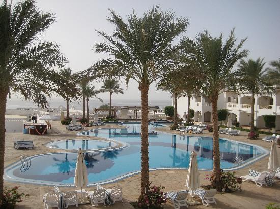 Отель Continental Plaza Beach Resort 5*