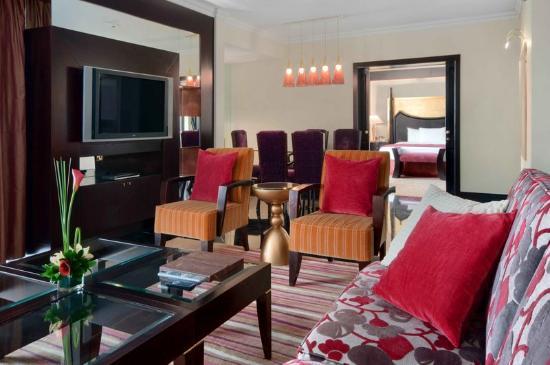 Отель Hilton International Abu Dhabi 5*